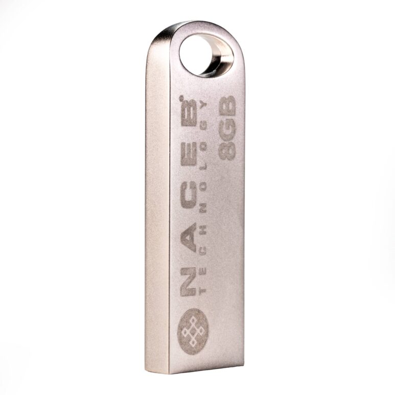 NACEB-USB-U106-20-8GB Interfaz USB 2.0 Capacidad 8 GB Velocidad de lectura 10–25 MB/s Velocidad de escritura 3–10 MB/s