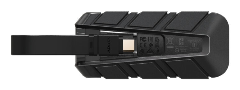 SSD Externo ADATA SC740 500GB. USB tipo C incorporado, 1.050/1.000 MB/s lectura/escritura, Resistente a caídas MIL-STD de 1,22 m. AZUL SC740-500G-CBU