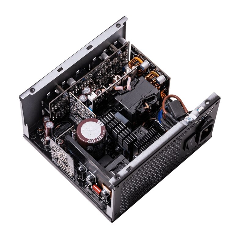 Fuente de Poder XPG Core Reactor, 650 W, 100 V - 240 V, ATX, Negro